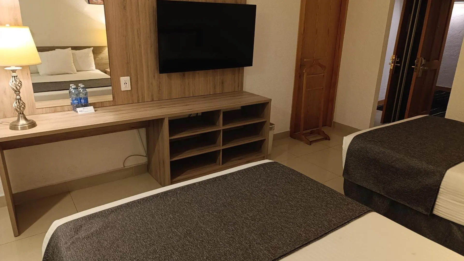 גואדלחארה Hotel Laffayette Ejecutivo 3*,  מקסיקו